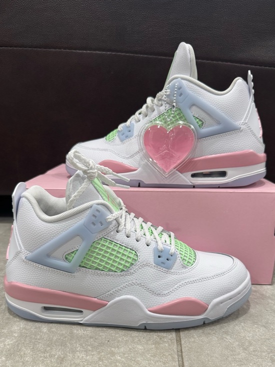 Nike Shoes - Jordan 4 Retro Valentine's Day 2026 GS Womens Sneakers IB7068-100